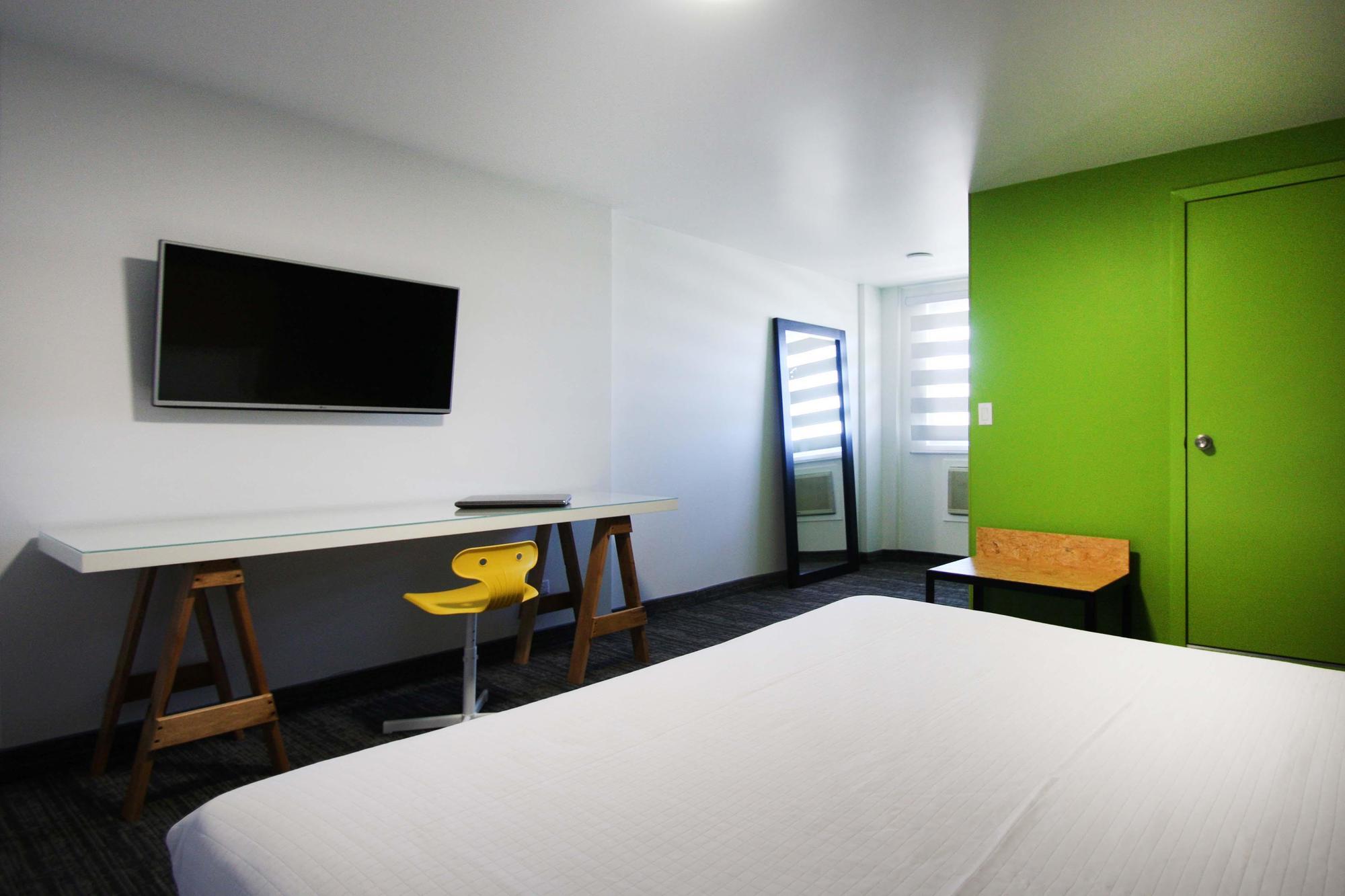 B My Hotel Tijuana Buitenkant foto