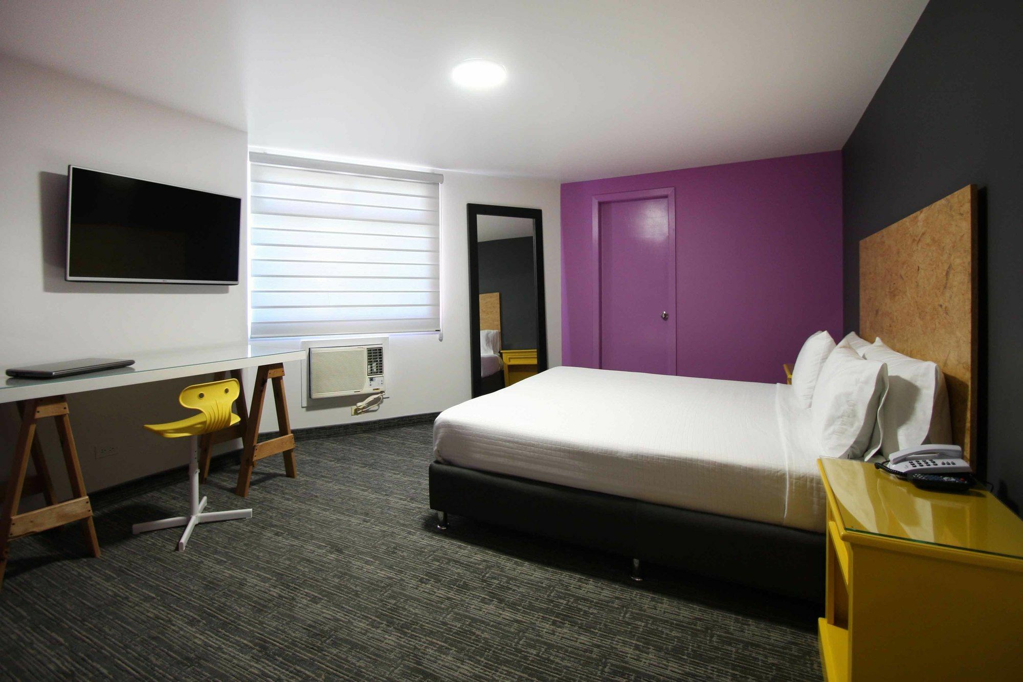 B My Hotel Tijuana Buitenkant foto