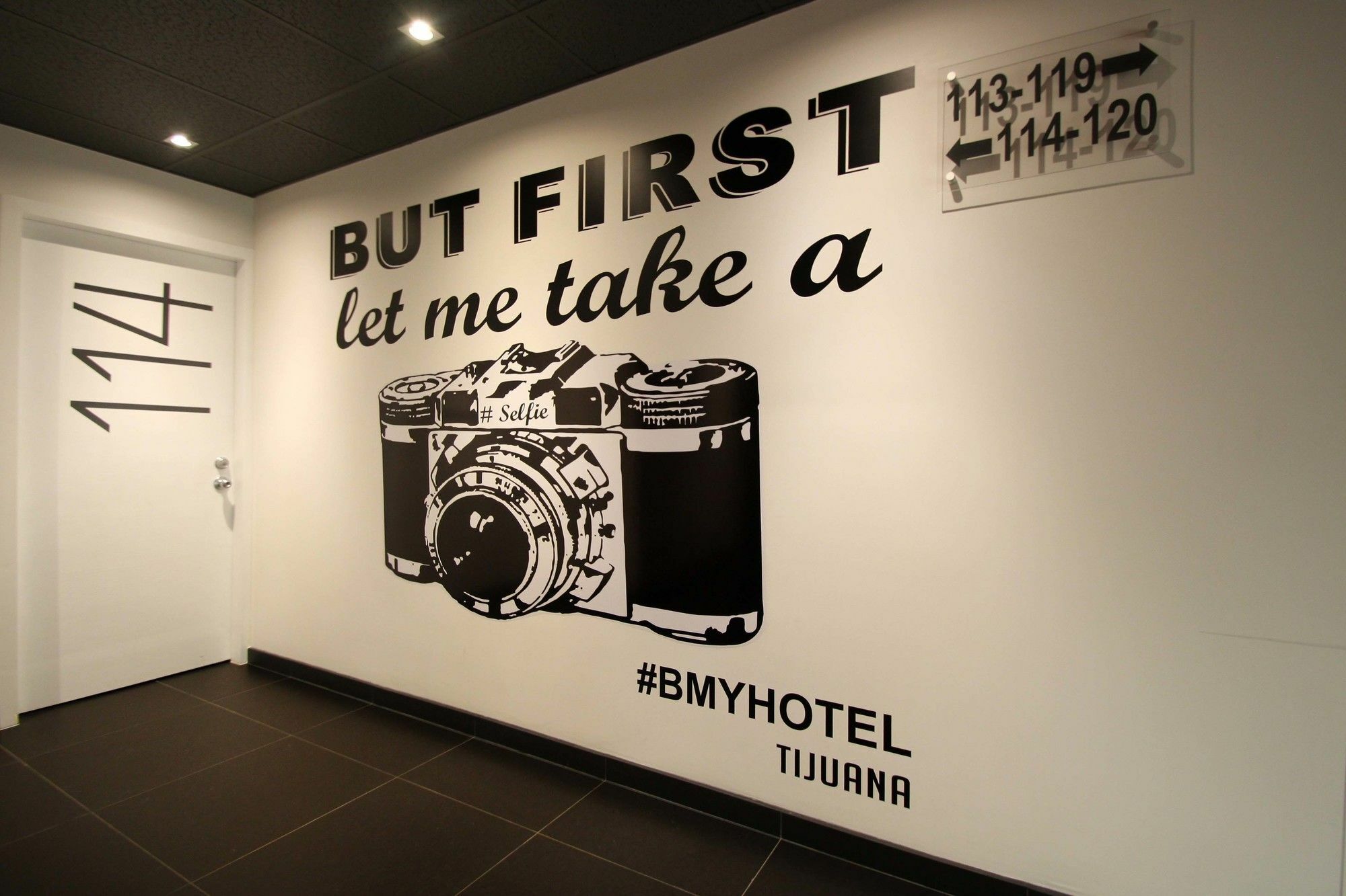B My Hotel Tijuana Buitenkant foto