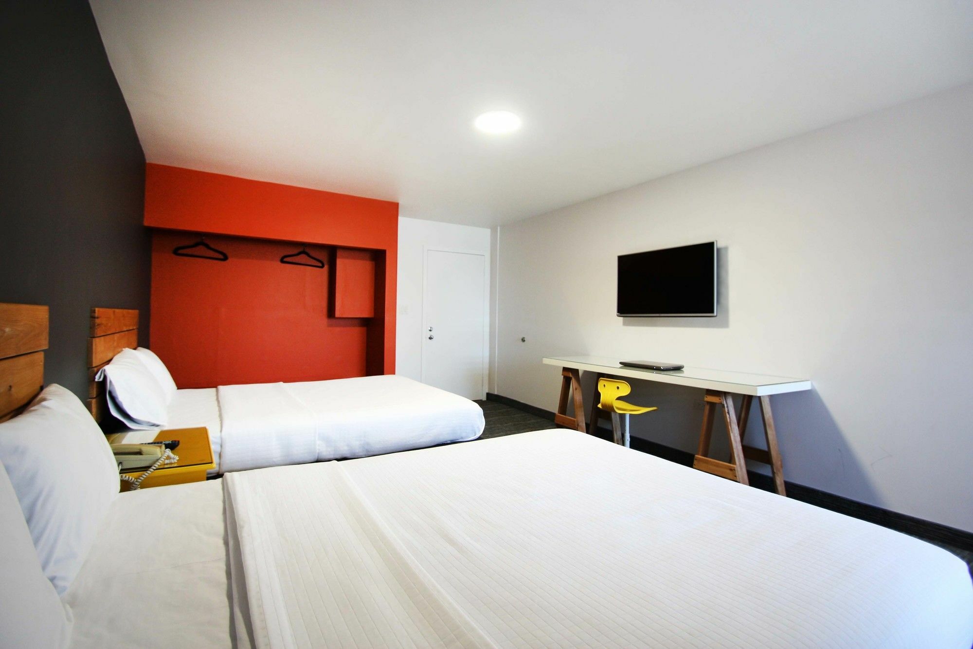 B My Hotel Tijuana Buitenkant foto
